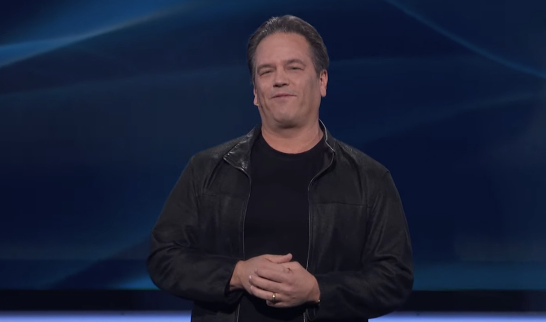 Phil Spencer shows up at BlizzCon to address his new subjects