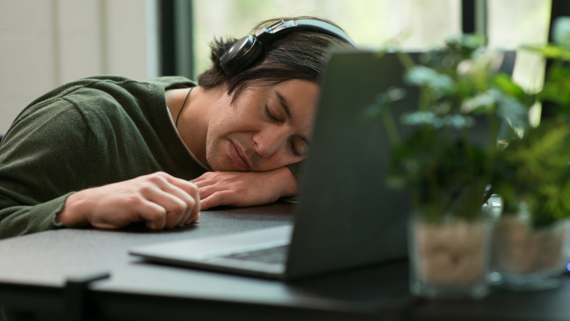 Someone who has never seen Black Mirror wants to make lucid dreaming ‘the ultimate VR experience’ with dubious tech