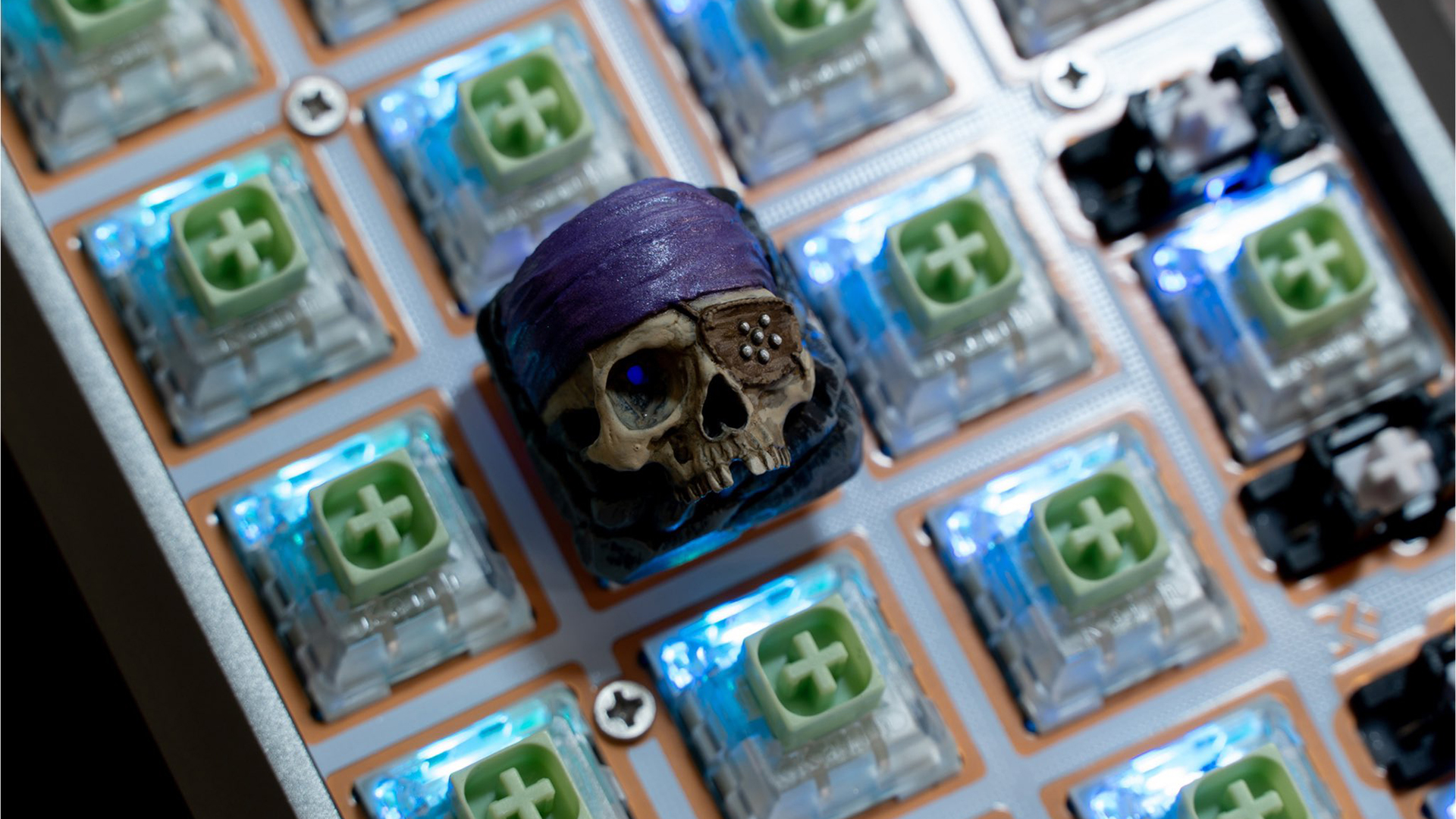 Clackeys, a big name in artisan keycaps, is closing down: ‘I am sorry I could not keep this boat afloat’