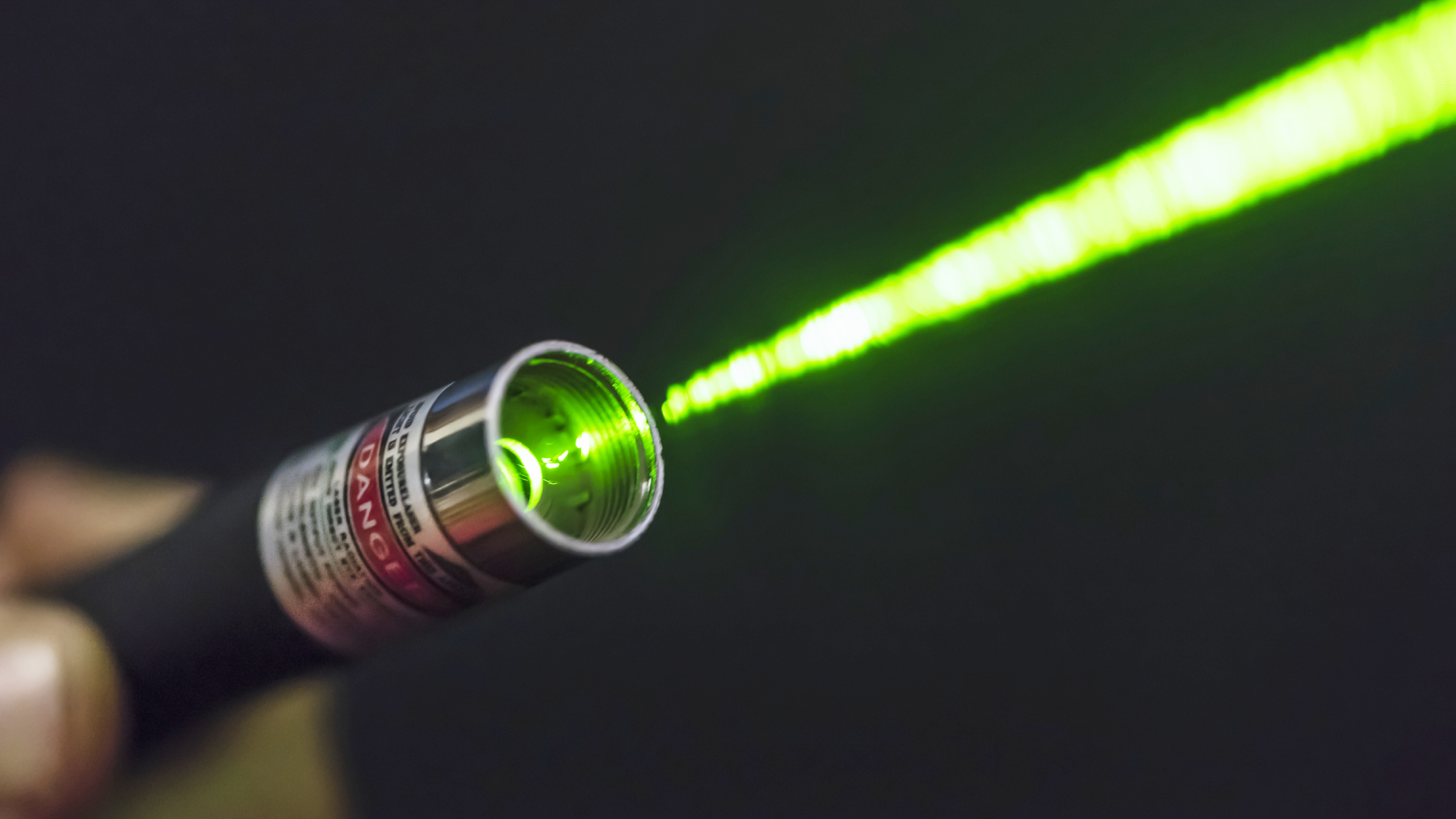 This 3D printed laser chip-hacking device uses a $20 laser pointer, costs $500 to build, and was developed so that ‘people can do this in their homes’