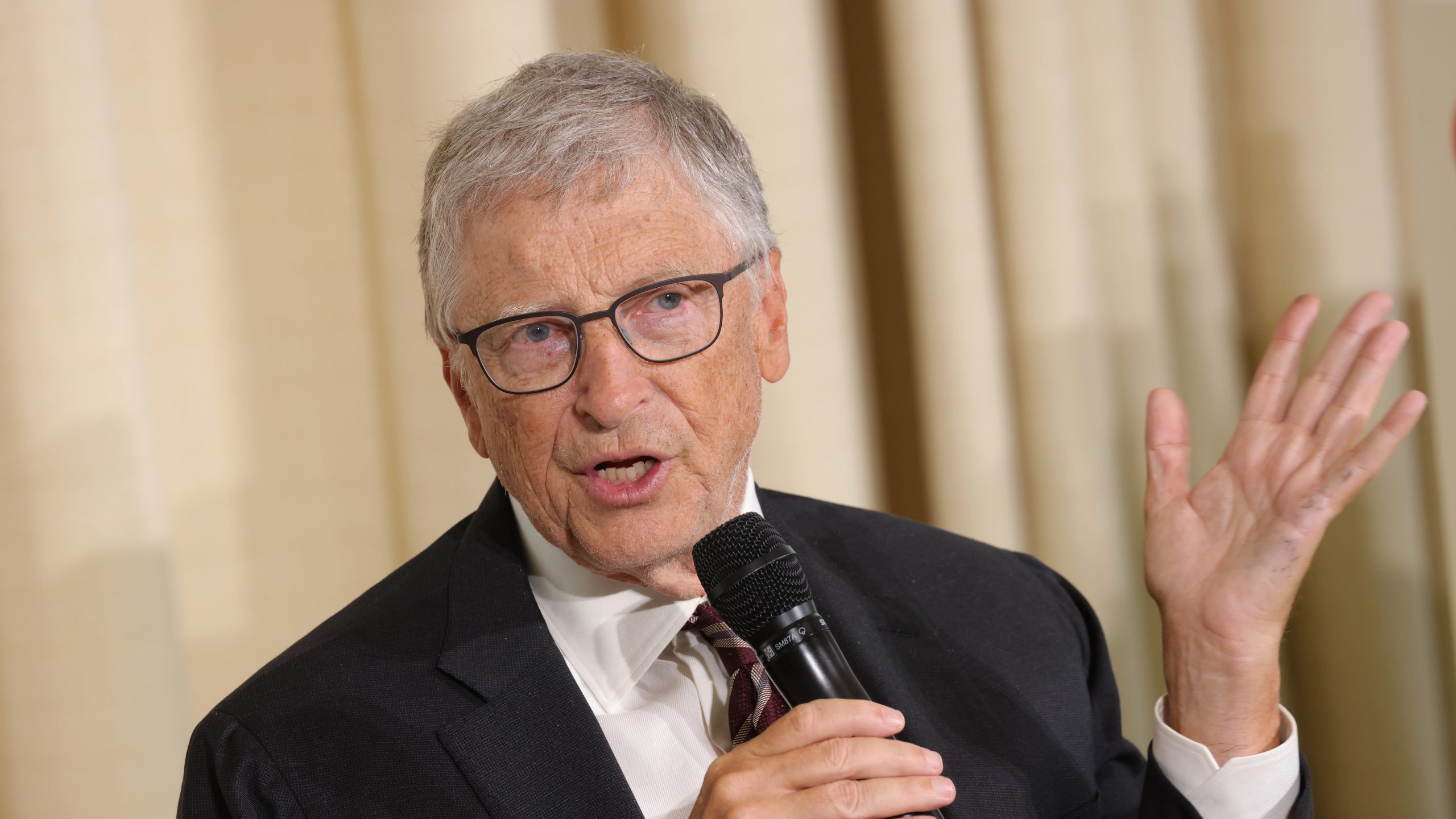 Bill Gates says ‘you can be cynical’ about the tech bros’ motivations in cosying up to Trump, but he’s doing it too because the President is ‘making decisions about global health and how we help poor countries’