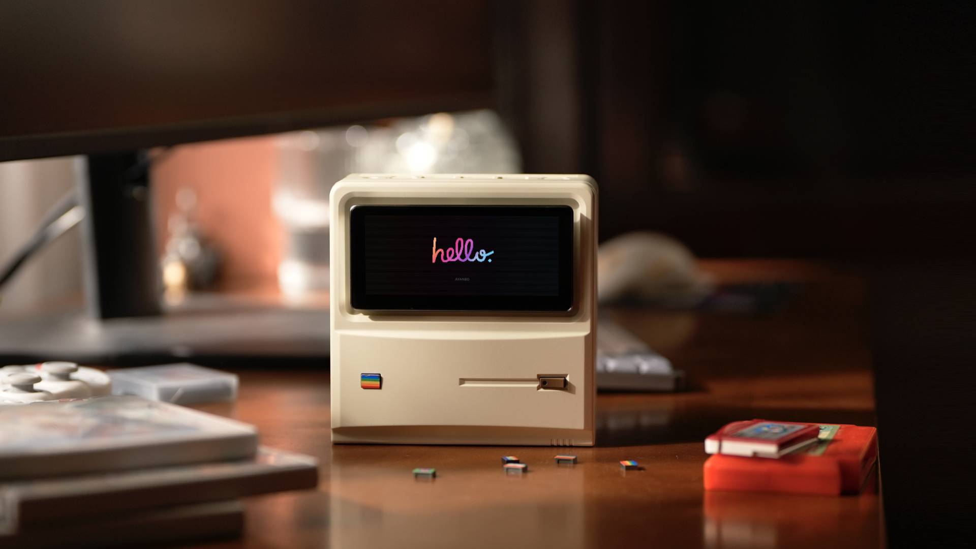 This flip-screen mini PC looks like an original Apple ’80s Macintosh and comes with all kinds of want