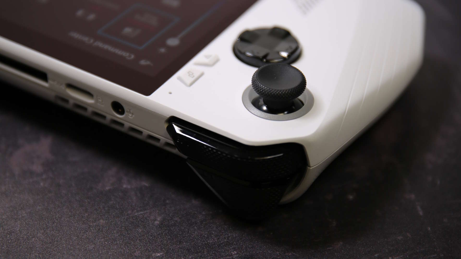 Leaked pics of a supposed Asus ROG Ally 2 show an Xbox-branded handheld gaming PC that is very peculiar to behold