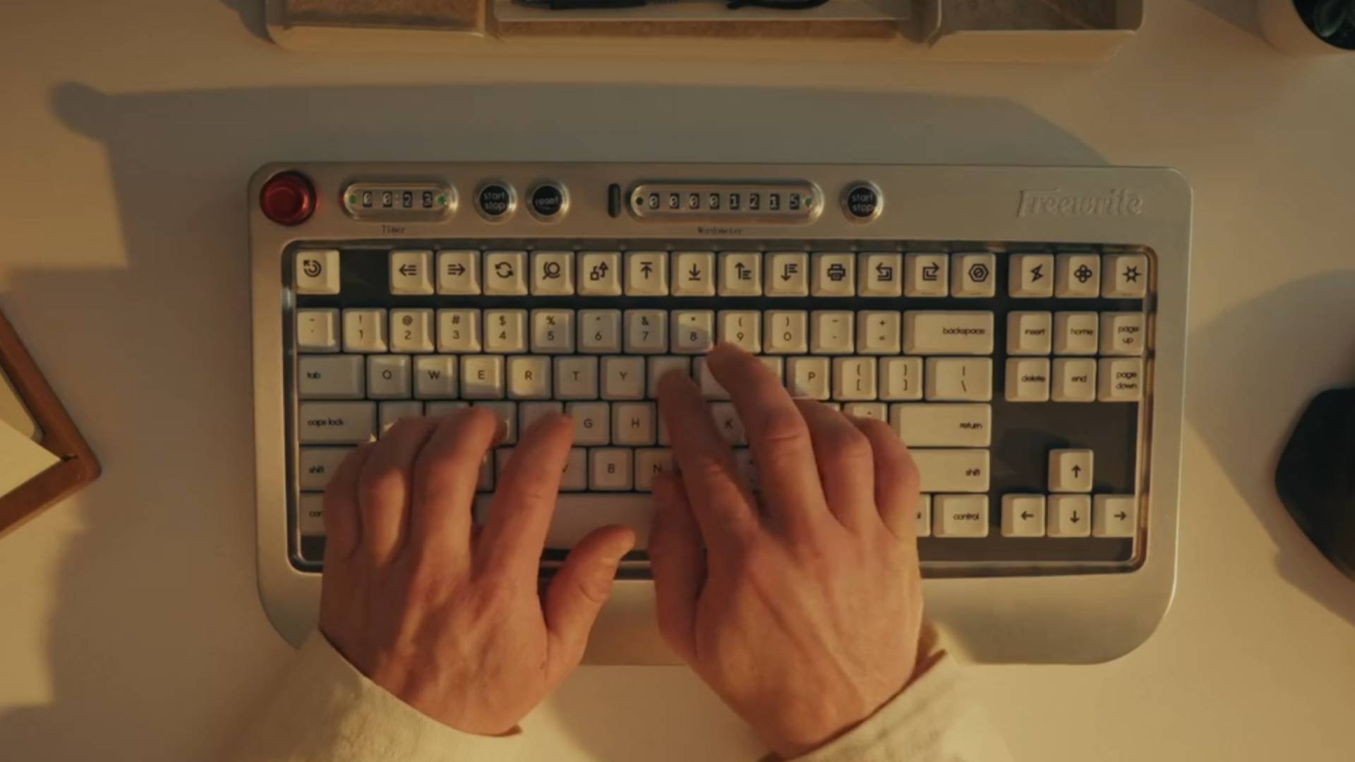 This aluminium keyboard feels like it fell straight out of one of my abandoned sci-fi drafts—but thanks to its onboard word counter, I might just finish it now