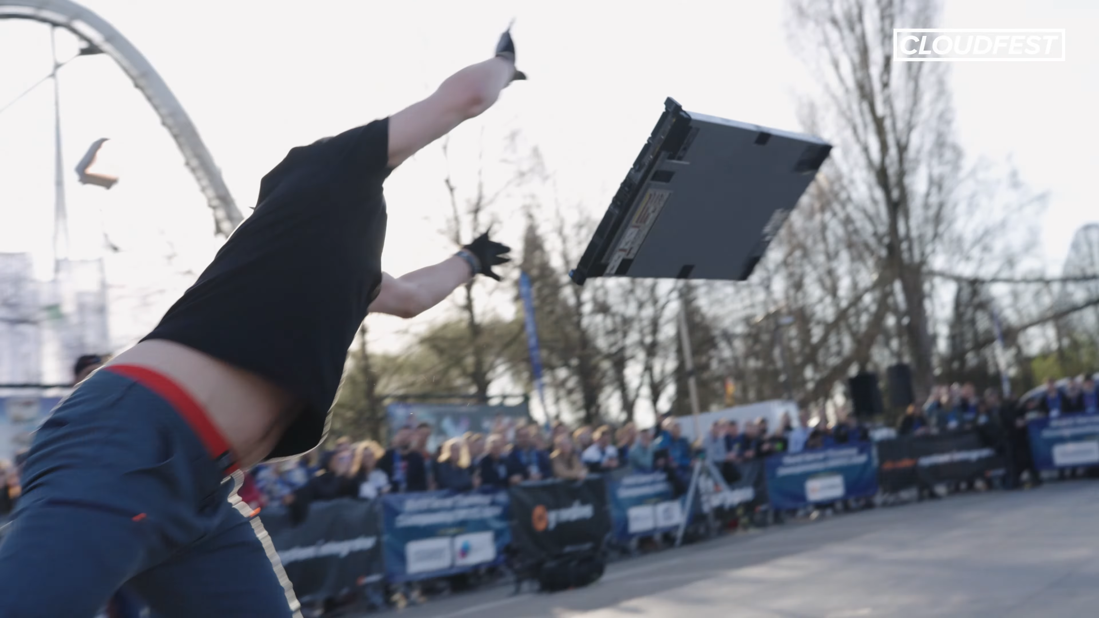 I just found out there’s a server tossing championship, and it makes me want to try yeeting my own PC down the road