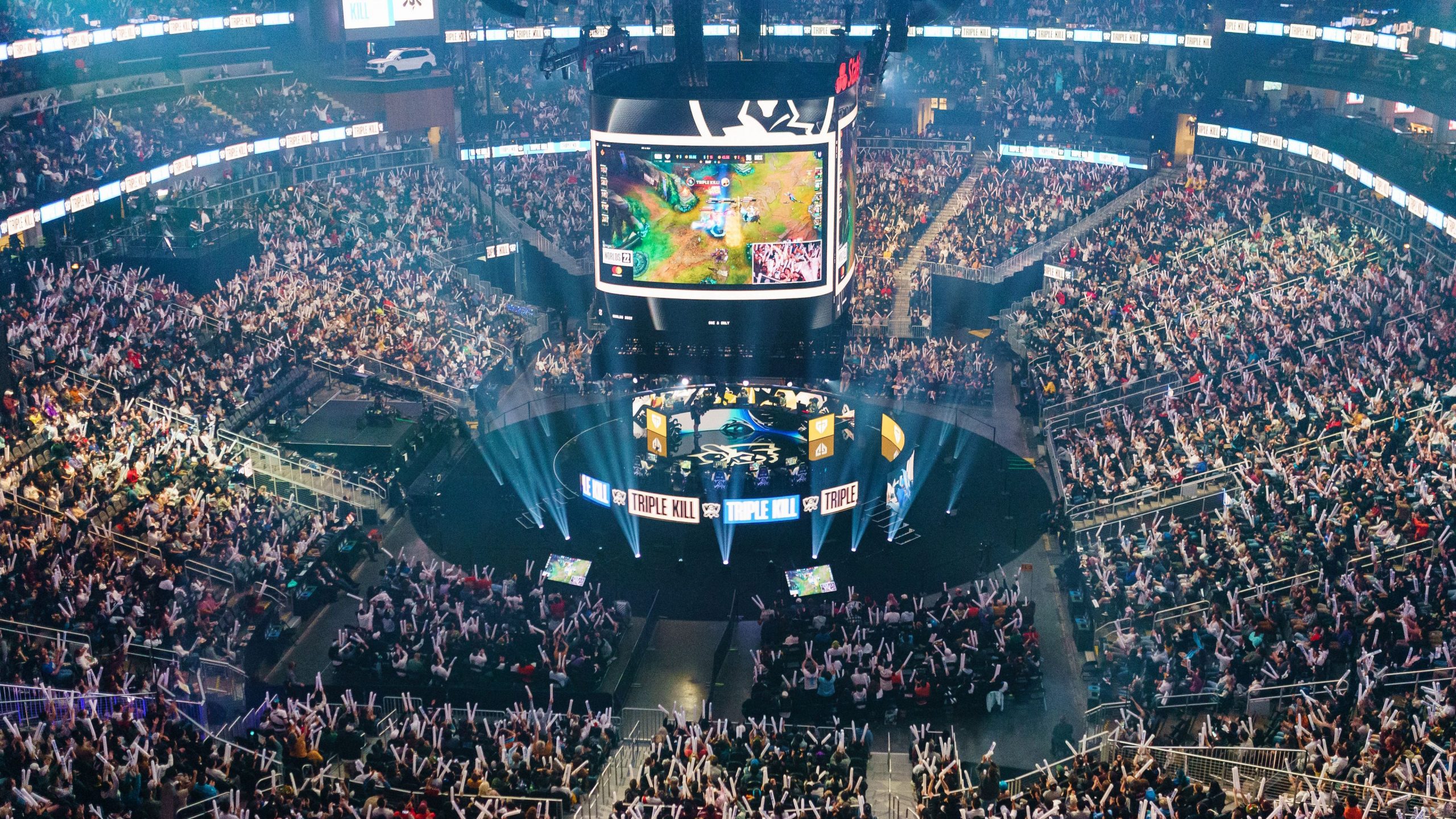 Riot decides that allowing sports betting sponsorships in top-tier League of Legends and Valorant esports is a good idea