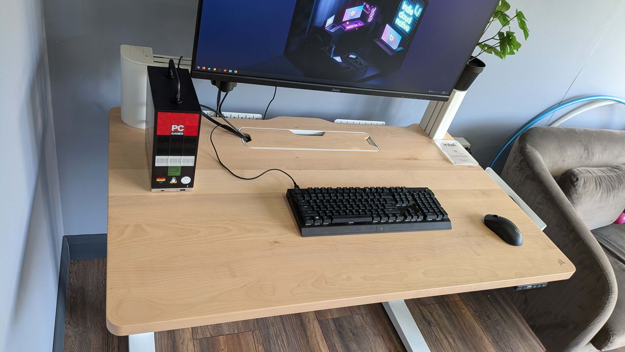 As a standing desk connoisseur, I’m happy to crown our new best budget and compact motorized gaming desks