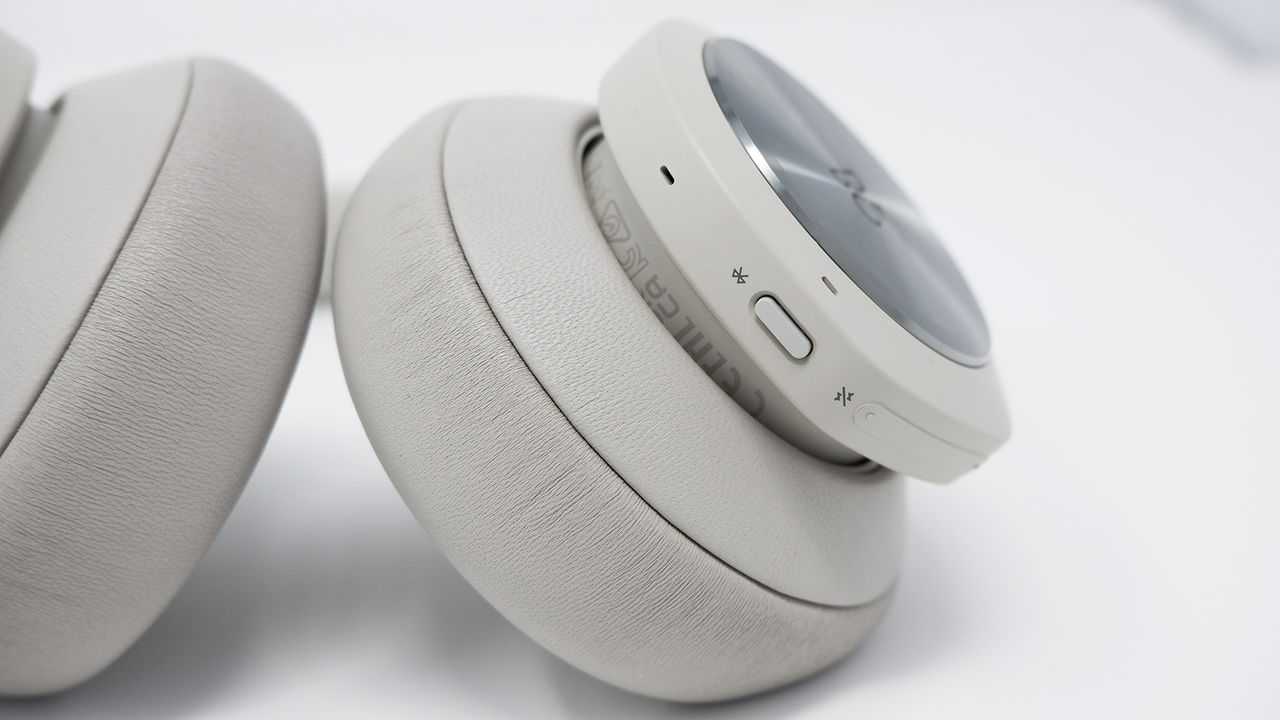 Microsoft adds full stereo Bluetooth LE Audio for gaming to Windows 11 because mono with mics is so last century