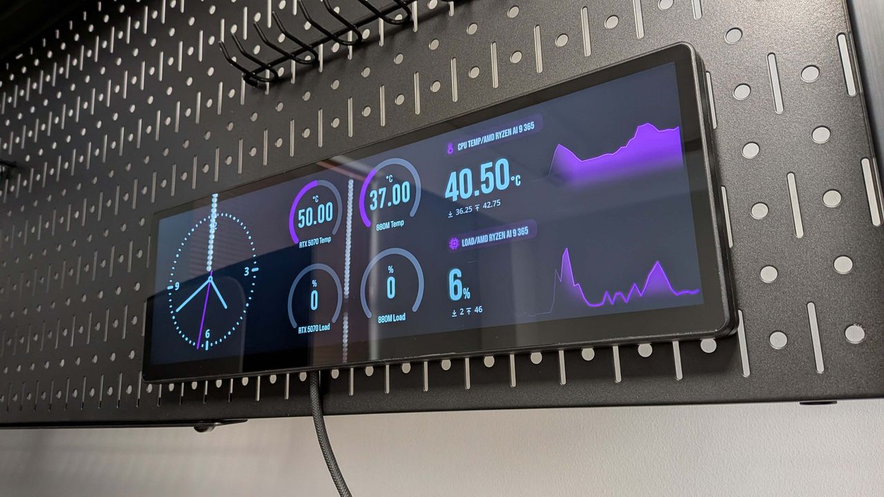 Corsair Xeneon Edge review