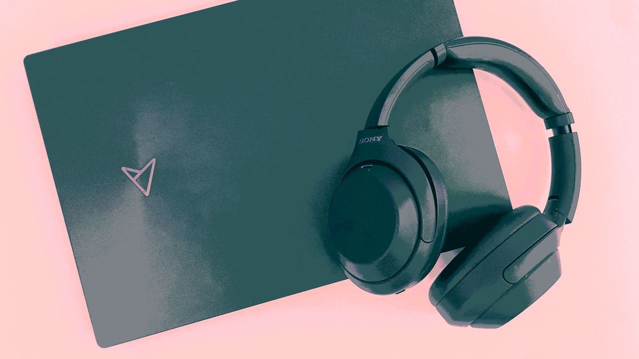 I thought audio driver troubleshooting hell was a thing of the ’90s until I tried using Bluetooth headphones with my laptop