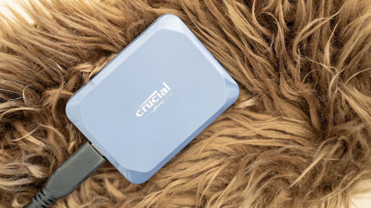 Crucial X10 review