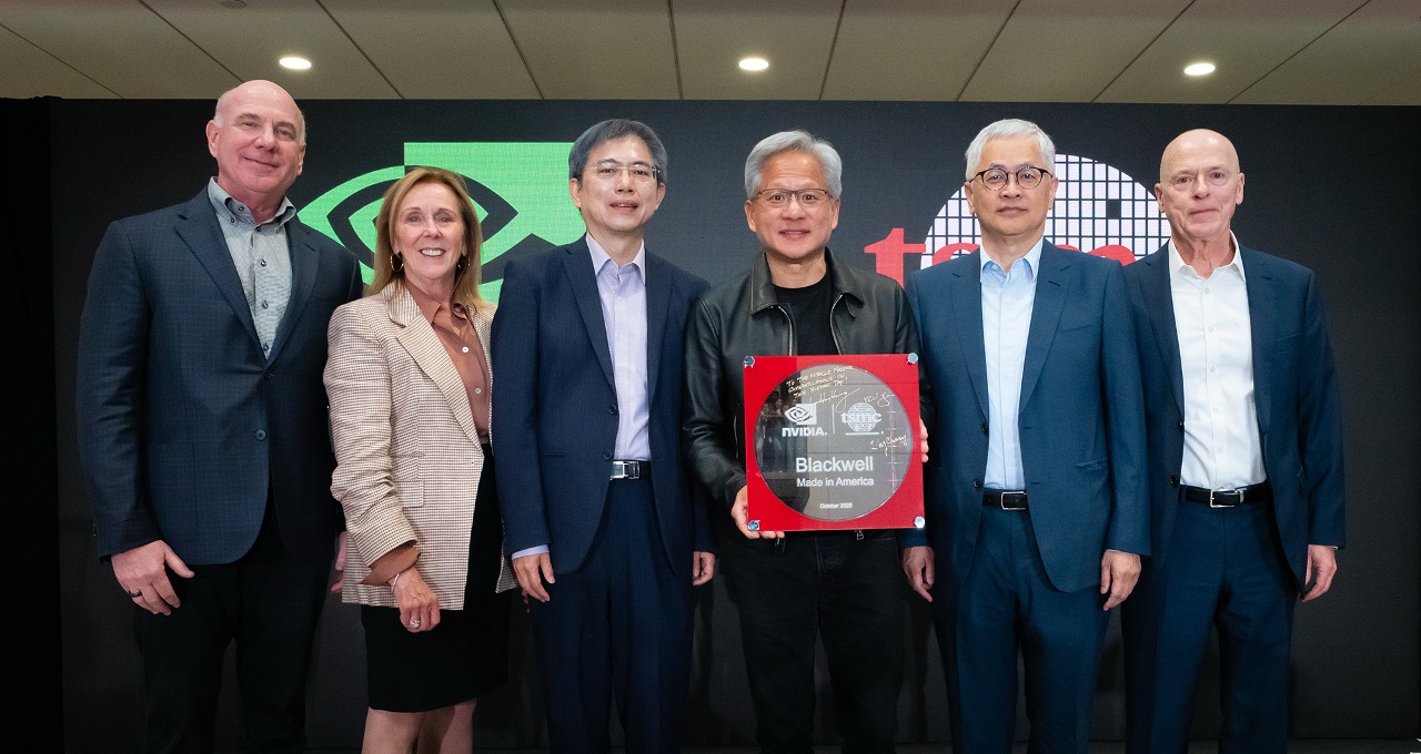 The Engines of American-Made Intelligence: NVIDIA and TSMC Celebrate First NVIDIA Blackwell Wafer Produced in the US