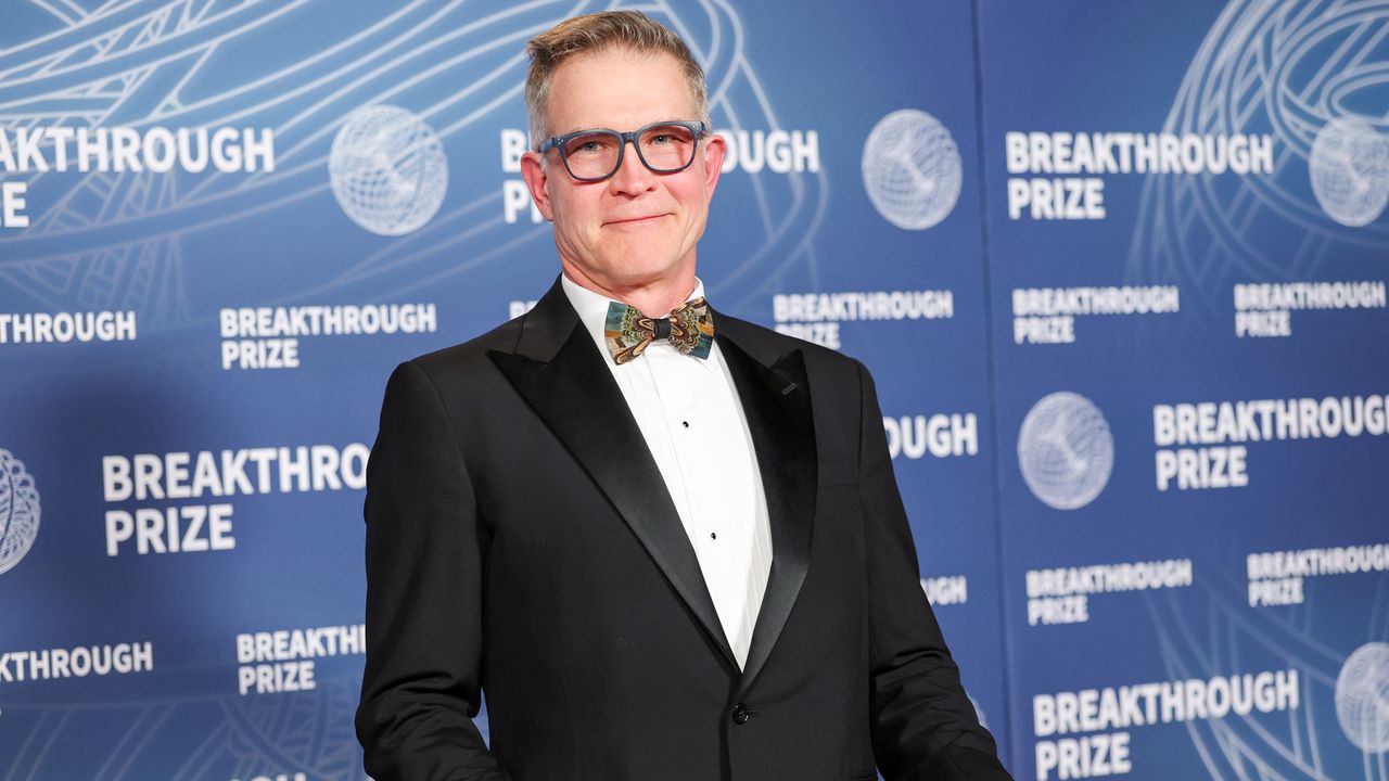 Interview with Roblox CEO kicks off with an unbelievable answer about its predator problem being ‘not just a problem, but an opportunity,’ and somehow just gets crazier from there