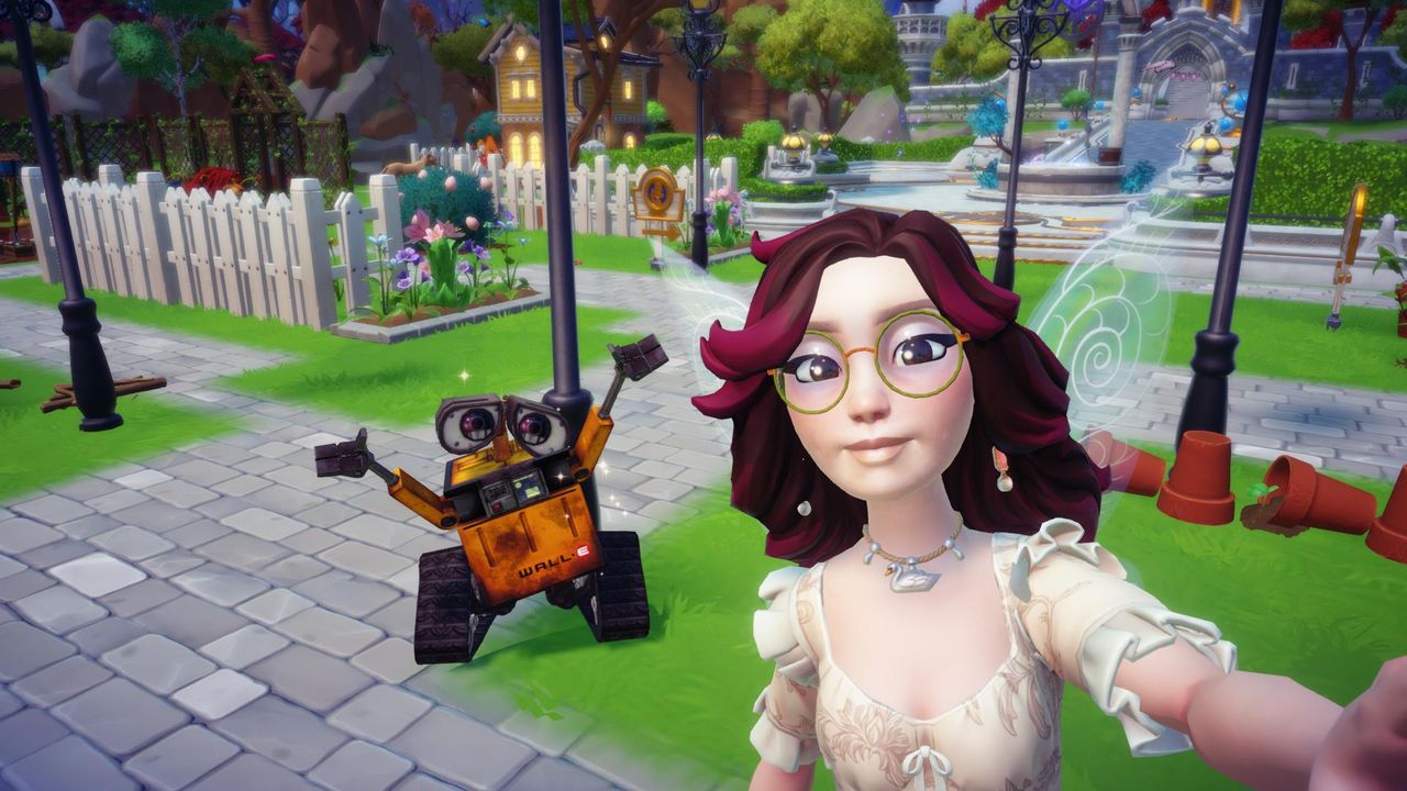 Disney Dreamlight Valley’s new Dream Team feature will drastically improve life in the valley, and I cannot wait to beg my friends for resources