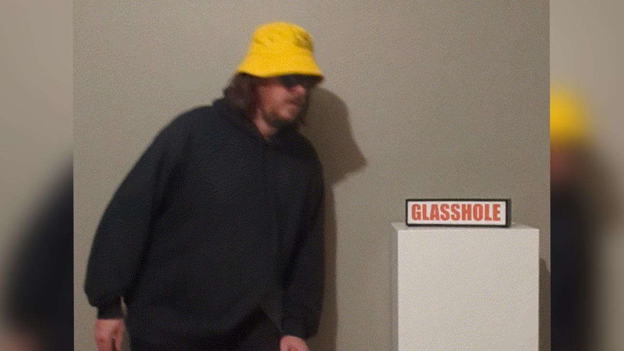 This Ray-Ban Meta smart glasses detector helpfully lights up the word ‘glasshole’ when the specs are nearby, just so we’re all aware of exactly what we’re dealing with