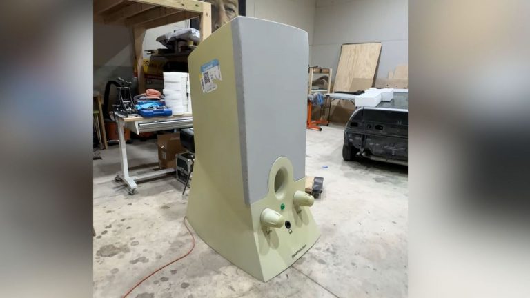 Artist scales retro speaker up to ridiculous proportions: ‘Is this a really stupid project? Yes’