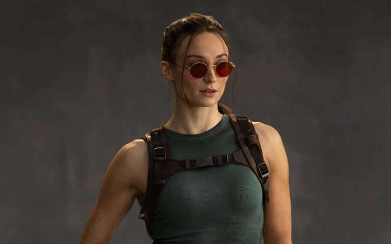 Two and a half months into the filming of Amazon’s big budget Tomb Raider TV show, star Sophie Turner has suffered an on-set injury that has ‘paused’ production