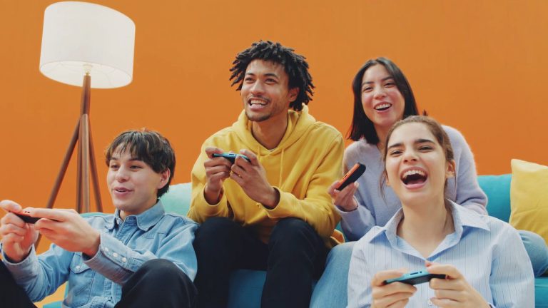 Nintendo is re-releasing the Switch 2 in the EU with a replaceable battery—and it’s high time handheld gaming PCs followed suit