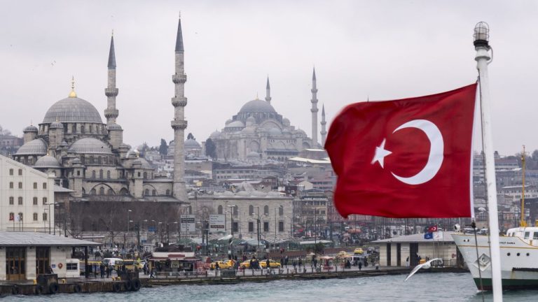 Turkiye passes legislation to tighten its grip on Steam and other gaming platforms, but it’s social media companies that really get it in the neck