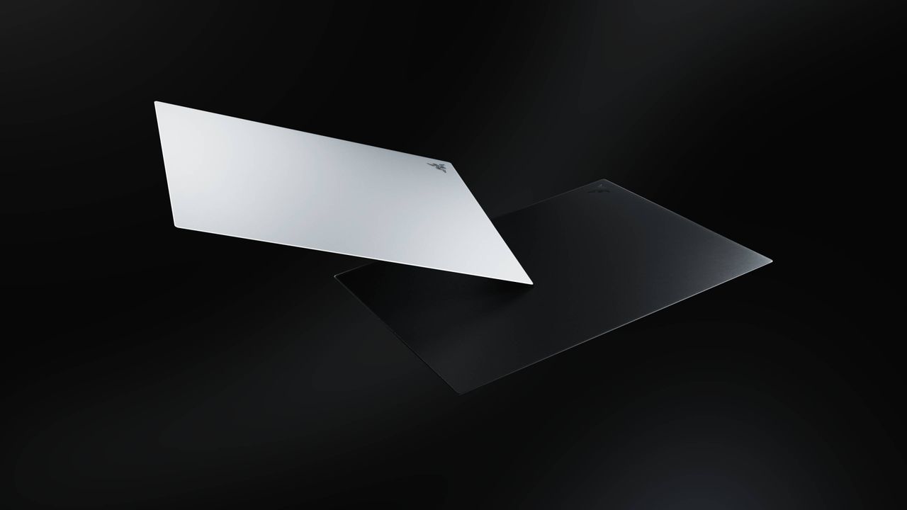Razer has just announced the world’s thinnest glass mouse pad and it looks gorgeous