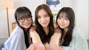 A Japanese visual novel where you’re a pet hamster doted on by three sisters is back on Steam