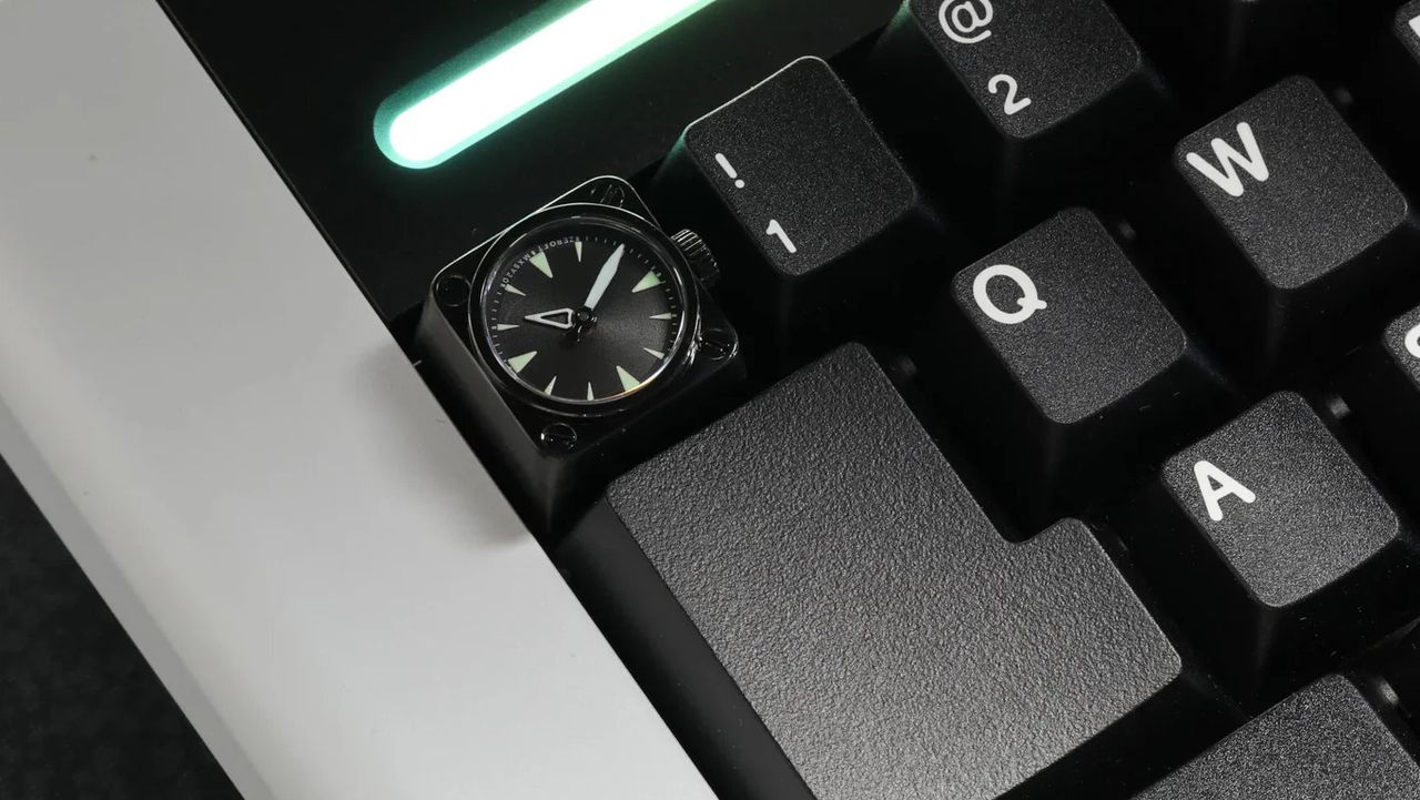 Here’s a keycap that’s also a watch, for the discerning gamer