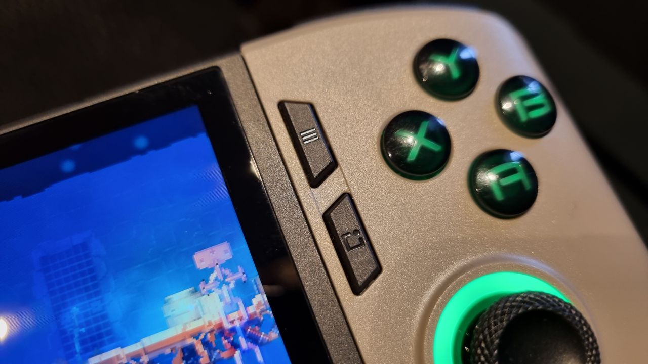 It looks like the MSI Claw 8 EX AI+ handheld powered by Intel’s new Arc G-series chips will have a pinch of ROG Xbox Ally to it