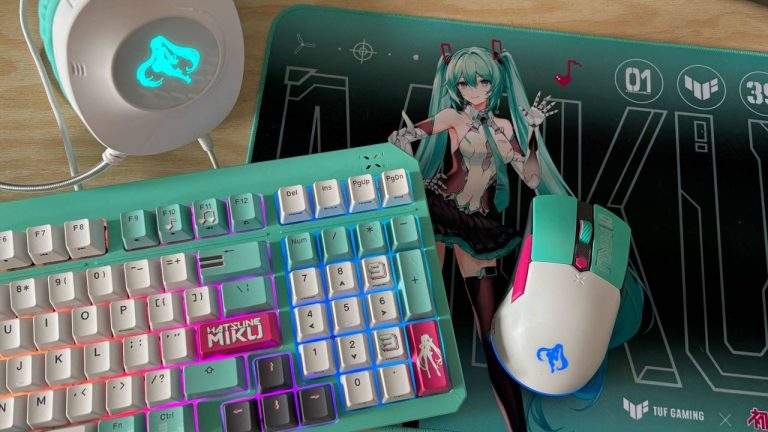 15% of PC Gamer readers are still rawdogging their desktops, while 43% of you are wholesome full desk pad people