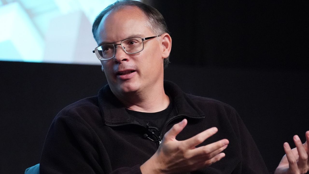 Tim Sweeney takes swipes at Valve for Steam Deck price hike, blames it on the ‘component parts supply chain for megayachts’