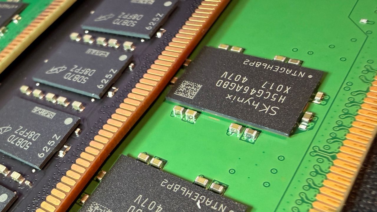 We’re starting to get convincing counterfeit DDR5 modules, just in case the memory crisis isn’t bad enough already