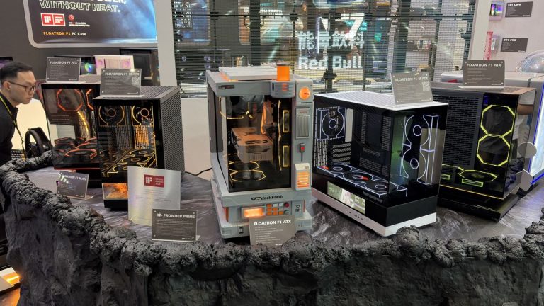 DarkFlash’s Computex Floatron case looks wickedly evil scientist, but I don’t know if I like its ‘floating base’