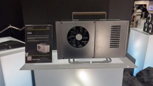 The Tryx Vas PC case: briefcase or air conditioning unit, you decide