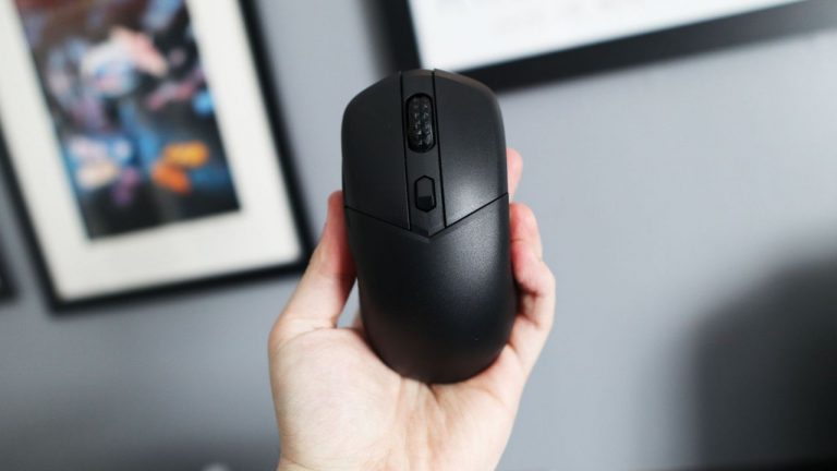 MSI Versa 300 Wireless 8K review