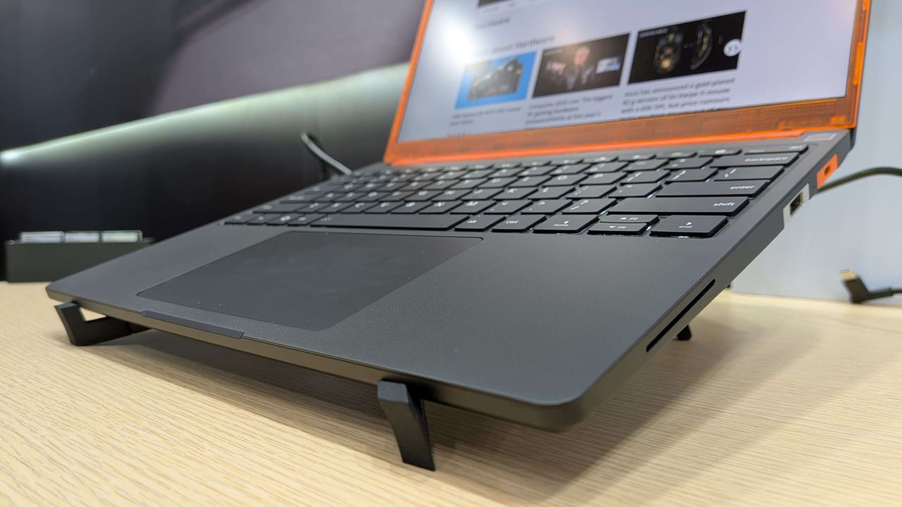 Framework has delayed its ‘MacBook Pro for Linux users’ by a month, citing problems with its display and touchpad