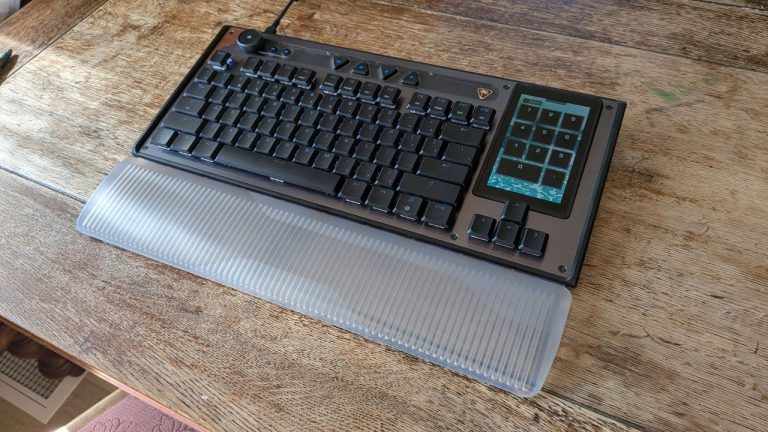 Turtle Beach Command Series KB7 TKL review