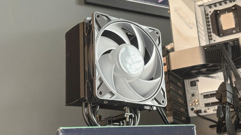 Arctic Freezer 36-S review