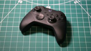 Redditor buys what looks to be a prototype for unreleased Xbox Elite Series 3 controller, posts about it on Reddit, then the thread goes dark