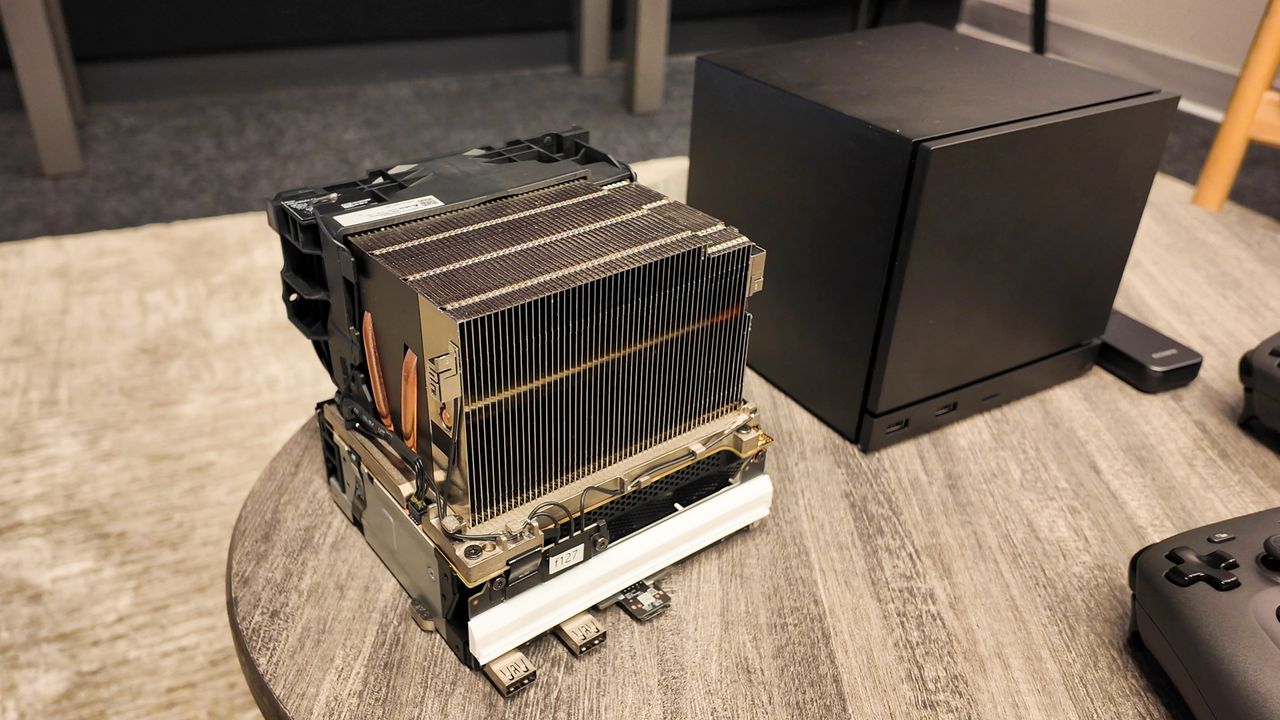 ‘Slightly ugly, and insanely functional’: Check out this custom Steam Machine faceplate that doubles as a charging stand