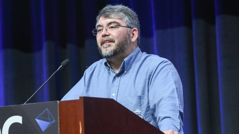 Industry vet who worked on Ultima Online says the next big thing needs to have ‘sh*tty graphics’ to escape the doom of rising development costs